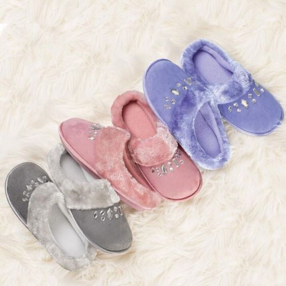 Memory Foam Lined Jeweled Slippers ( Size Small / 5-6) Pink Color Only ~ NEW!!!